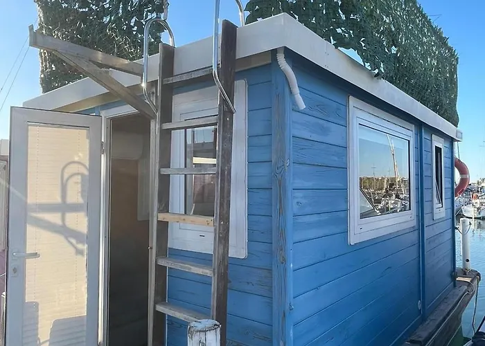 Blue Oasis Houseboat Alghero